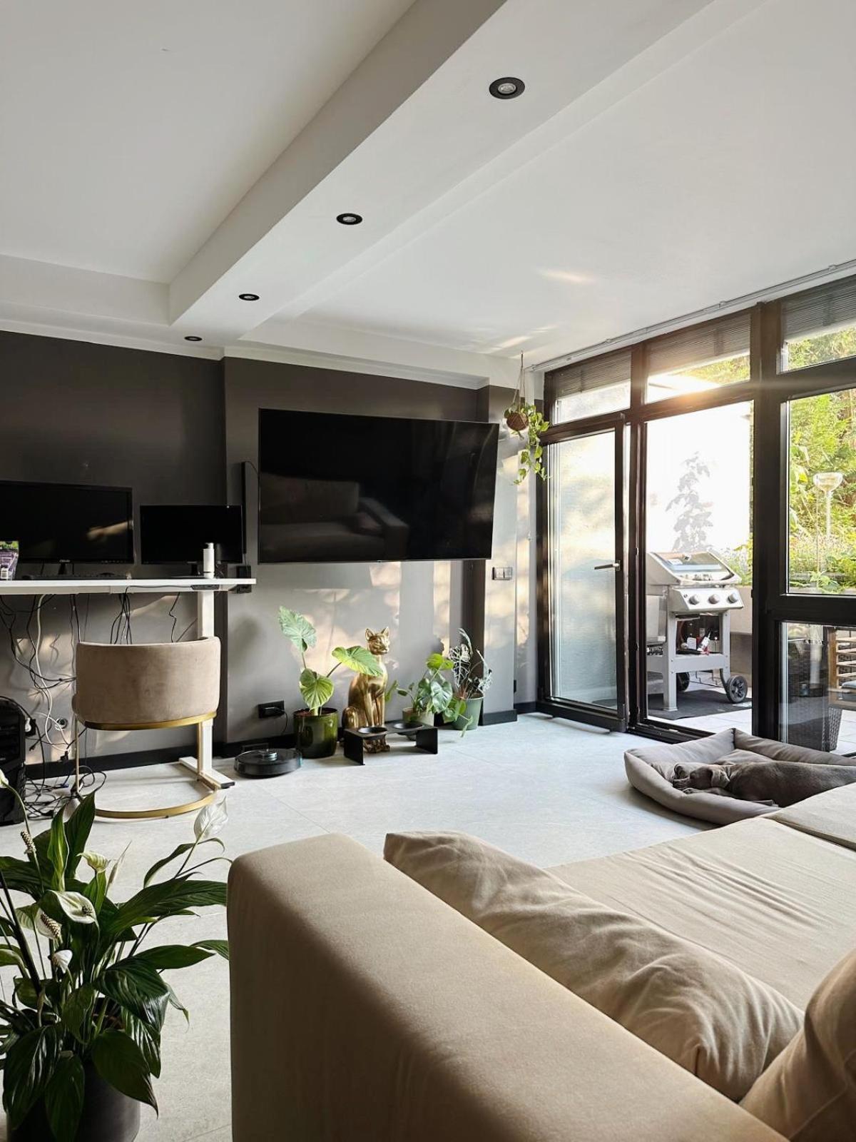 Modernes Apartment In Der Fuldaer Innenstadt Esterno foto